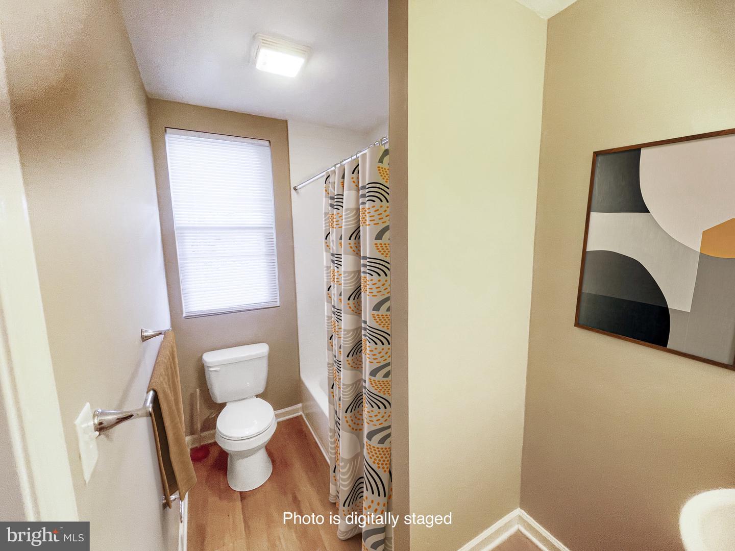 978 N 45th St Property Photo 15