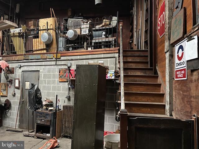 636-40 Tree St Property Photo 13