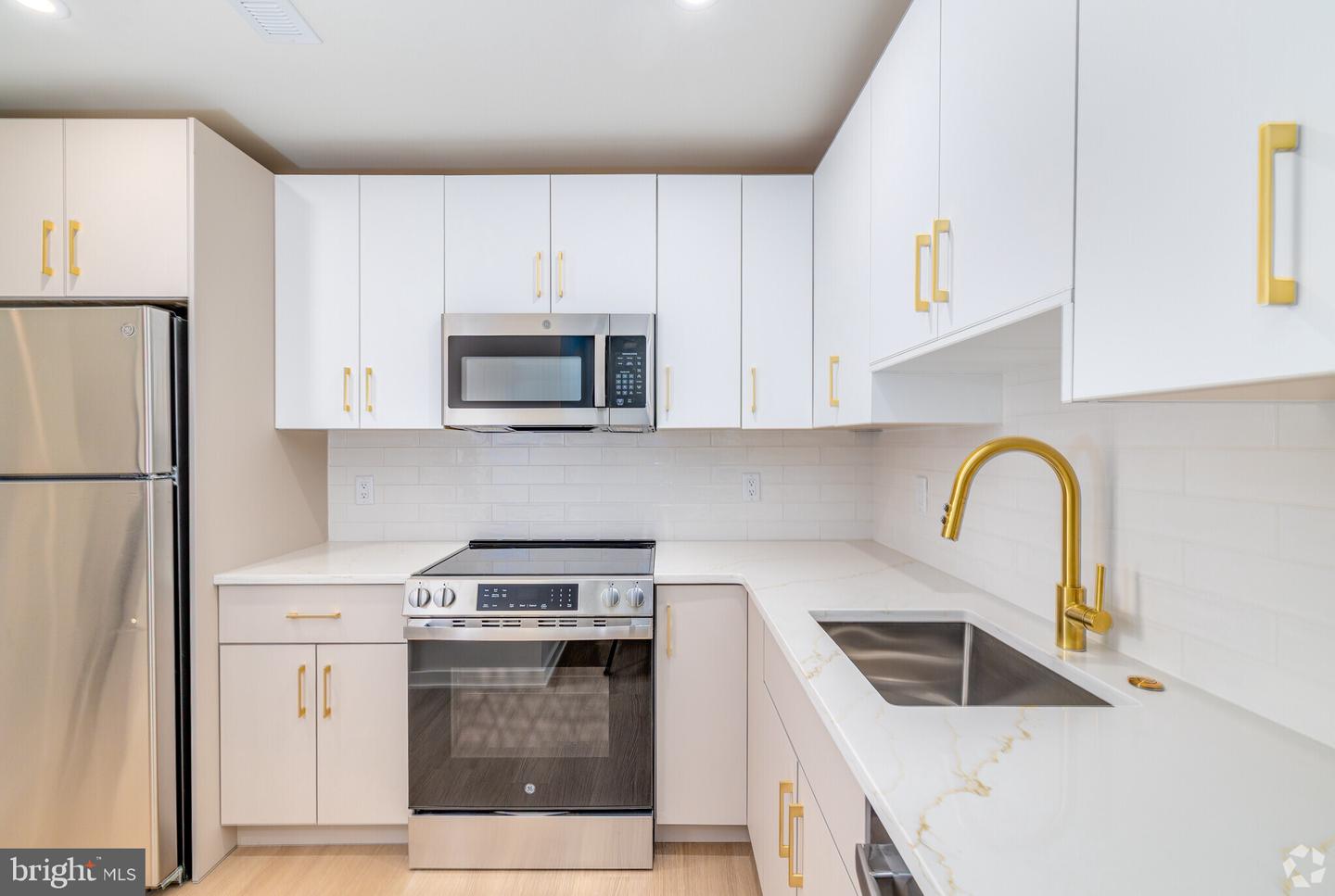 416 VINE ST #313 Property Photo 1