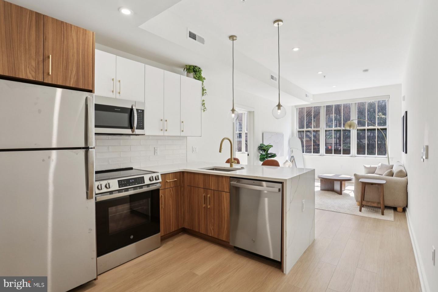 416 VINE ST #310 Property Photo 1