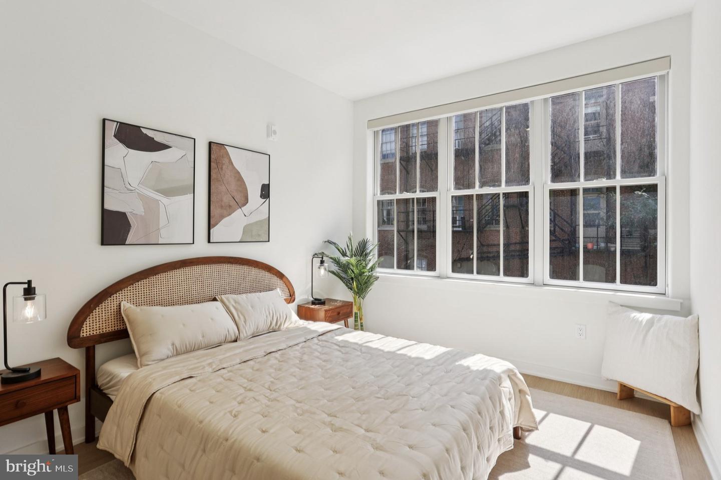 416 Vine St #310 Property Photo 5