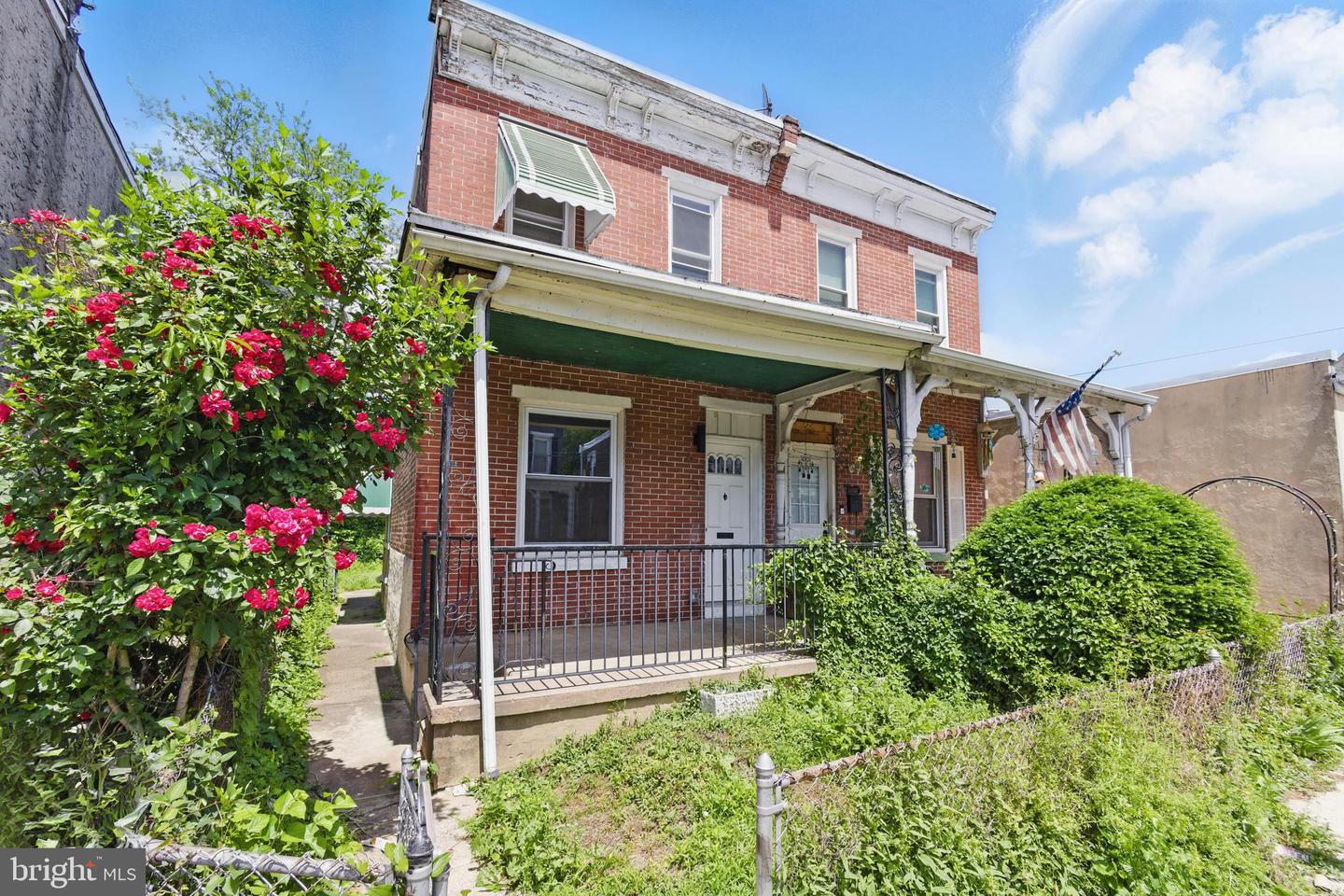 6822 EDMUND ST Property Photo 1