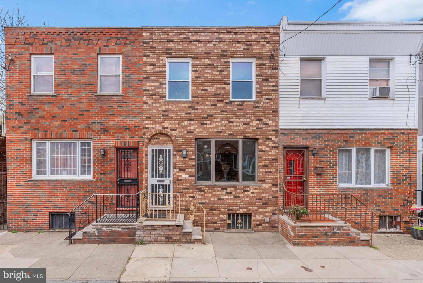 1936 S Sartain St Property Photo 1