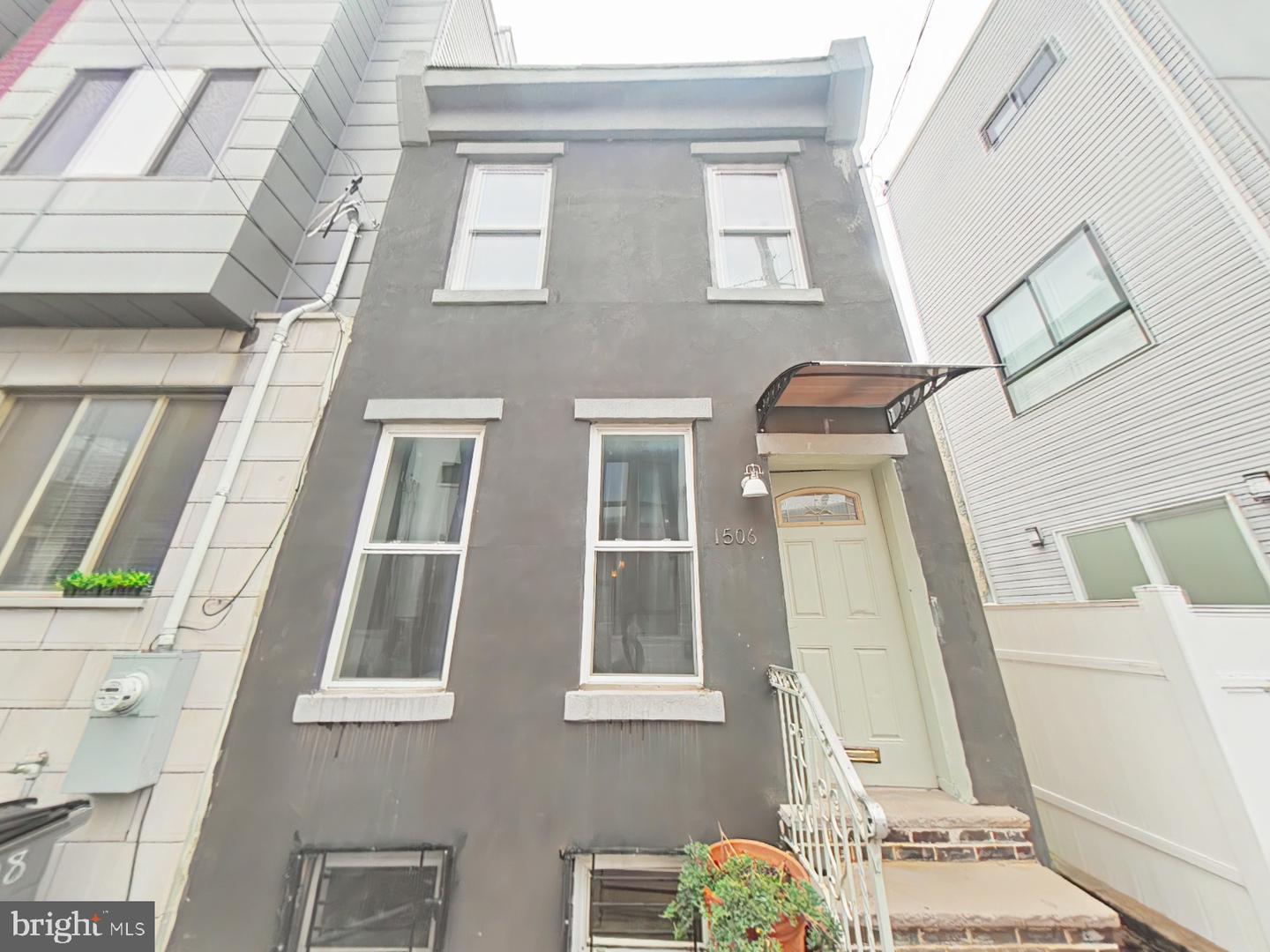 1506 S Bambrey St Property Photo 1
