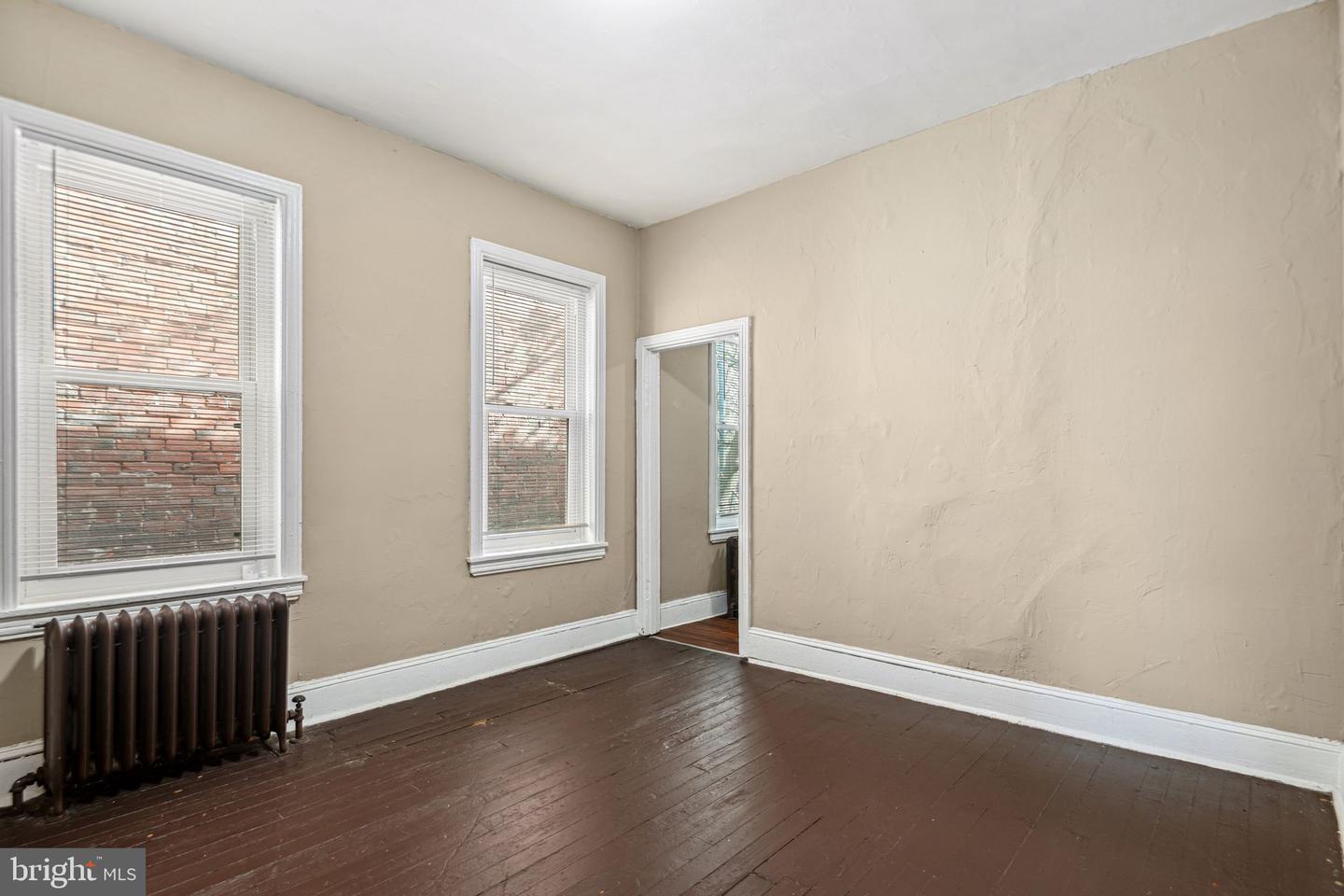 865 Belmont Ave Property Photo 22