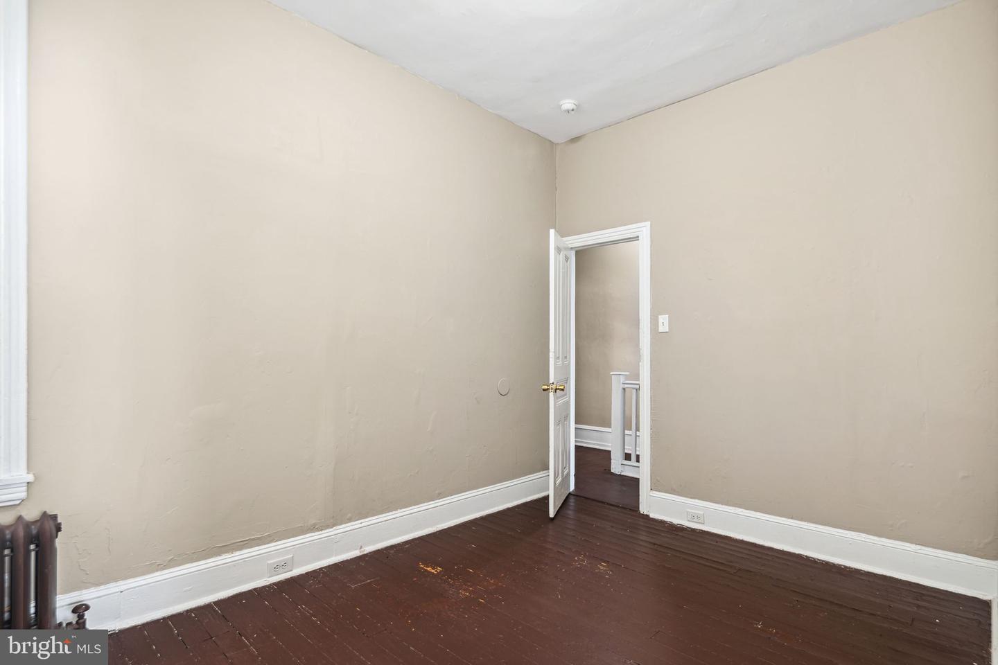 865 Belmont Ave Property Photo 24