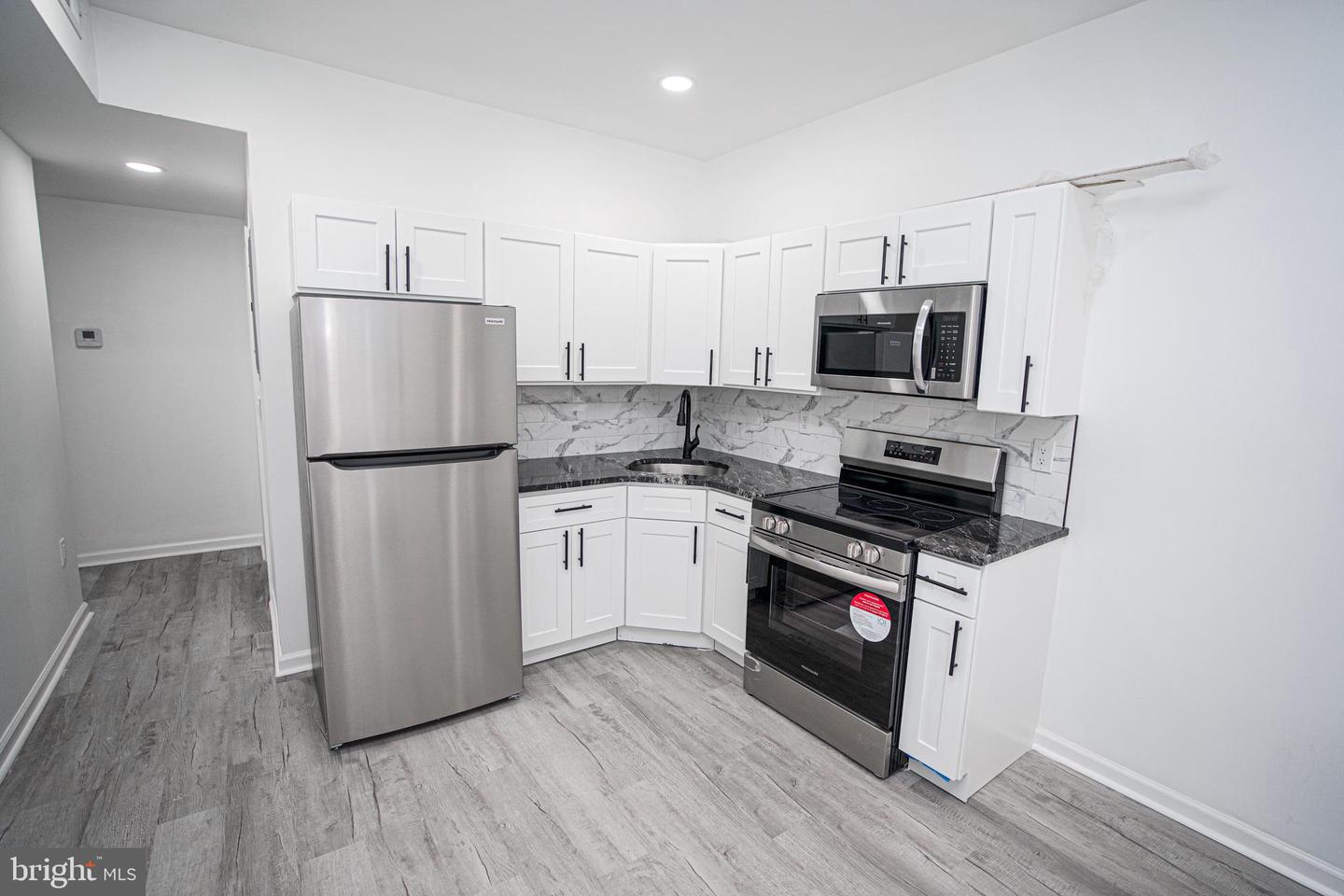 225 S 51ST ST Property Photo 1