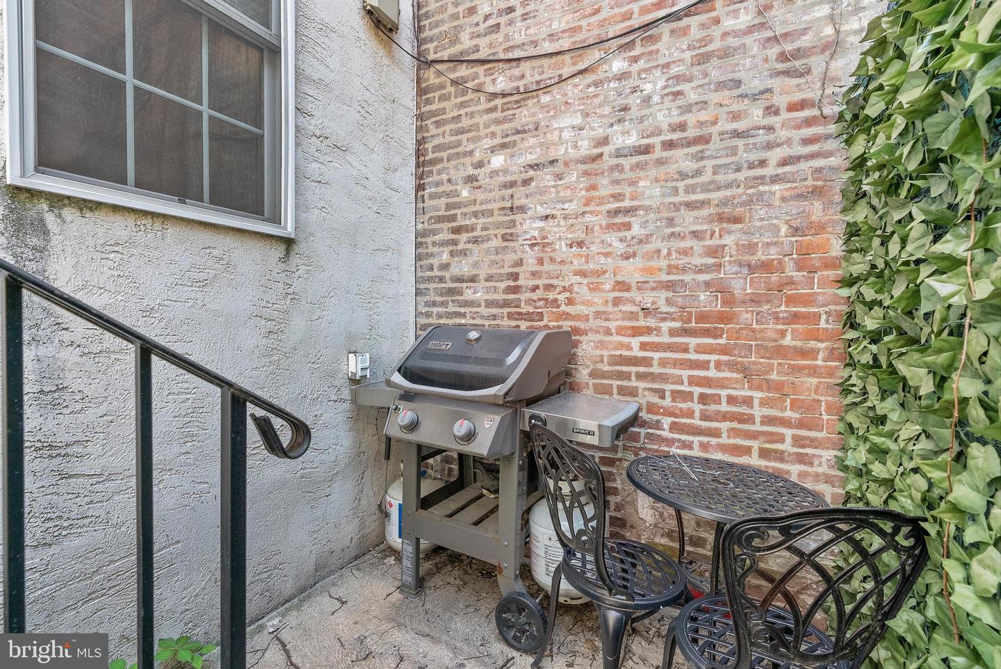 1522-24 Race St #1 Property Photo 18