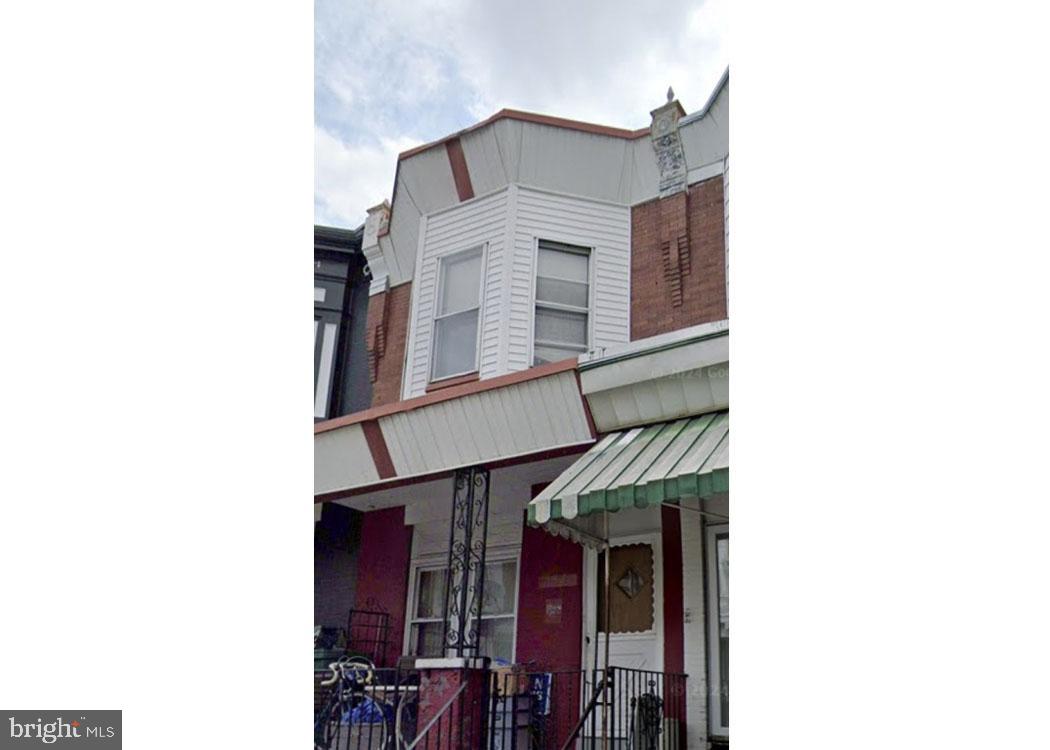 5430 Webster St Property Photo