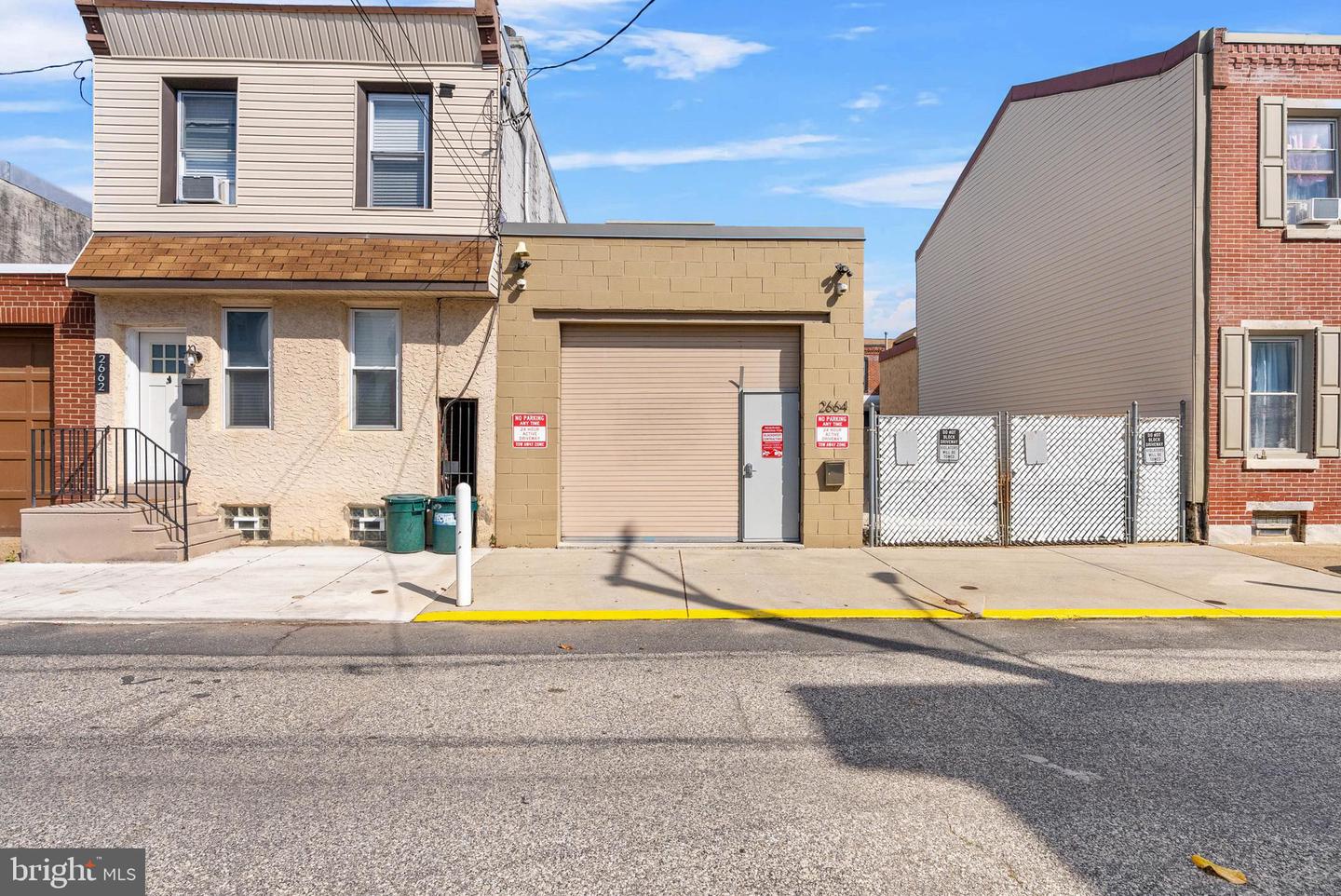 2664 MERCER ST Property Photo 1