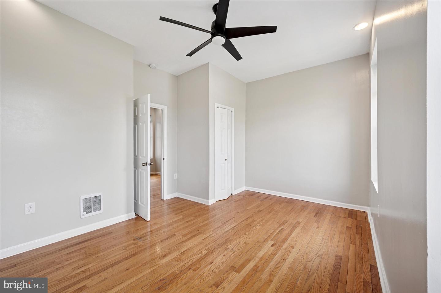 4116 Powelton Ave Property Photo 5