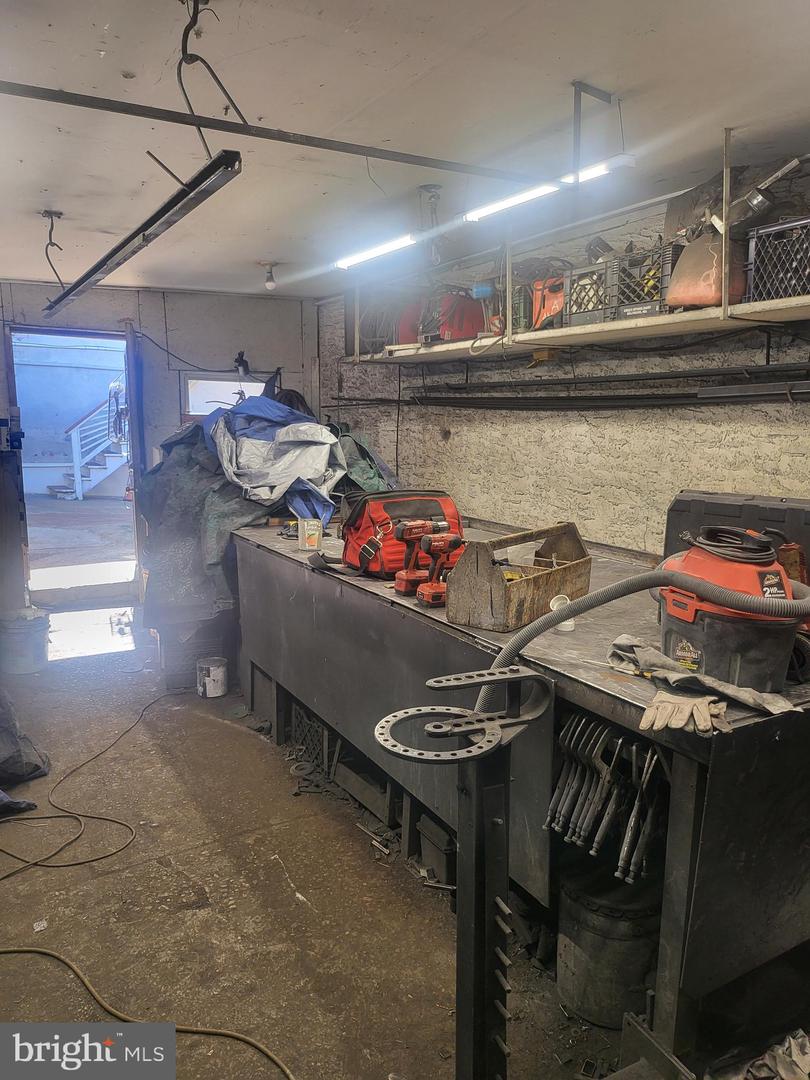 449-57 E Ontario St Property Photo 5