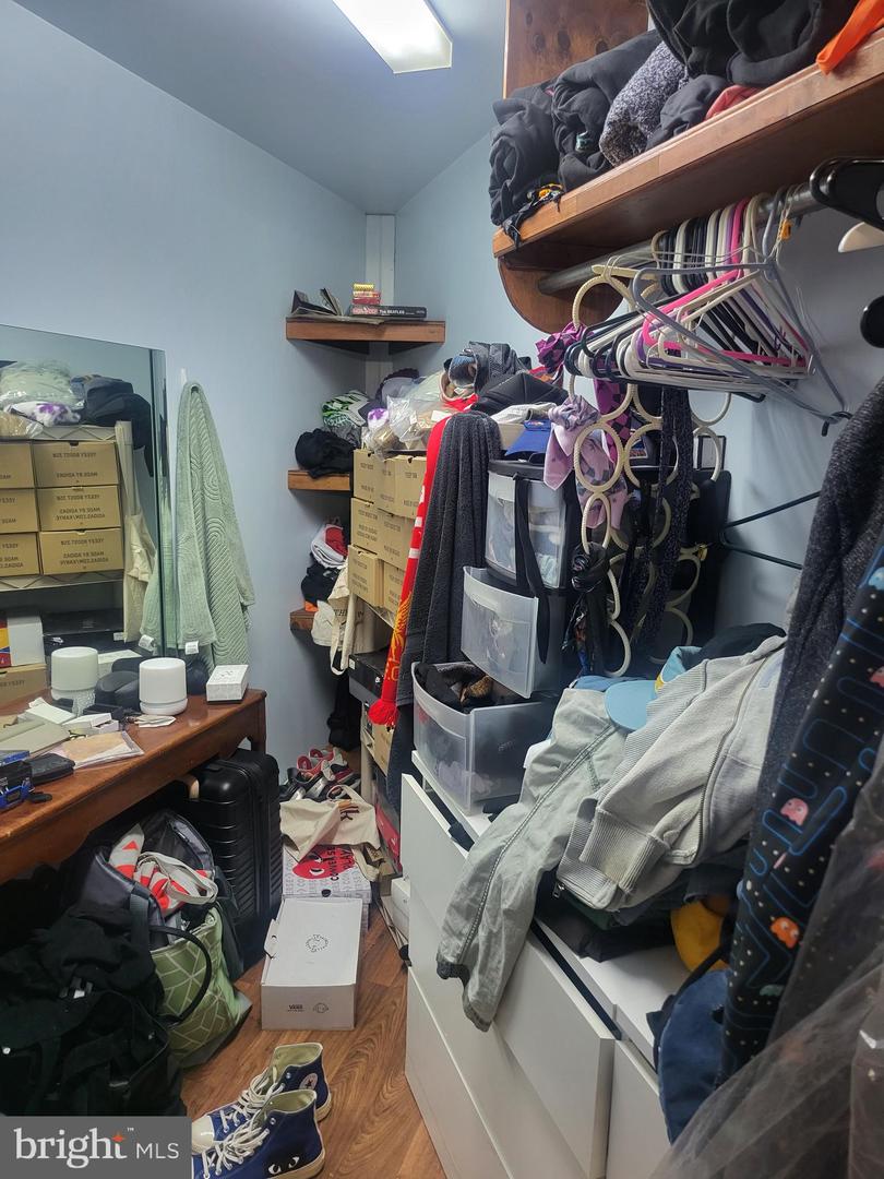 449-57 E Ontario St Property Photo 18