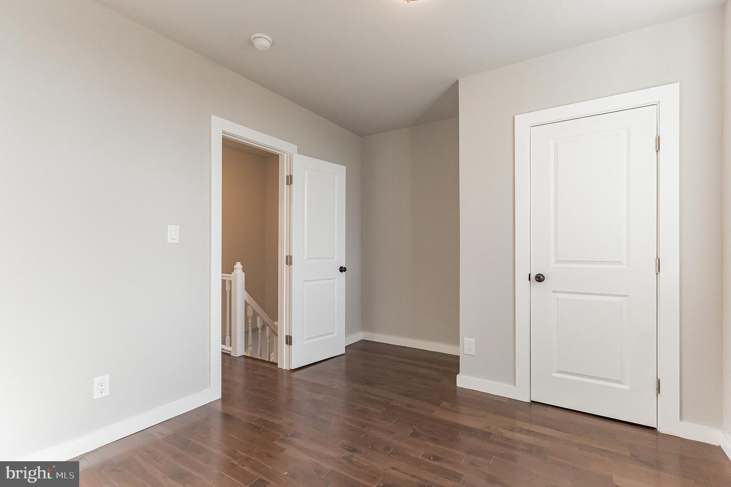 5546 Linmore Ave Property Photo 13