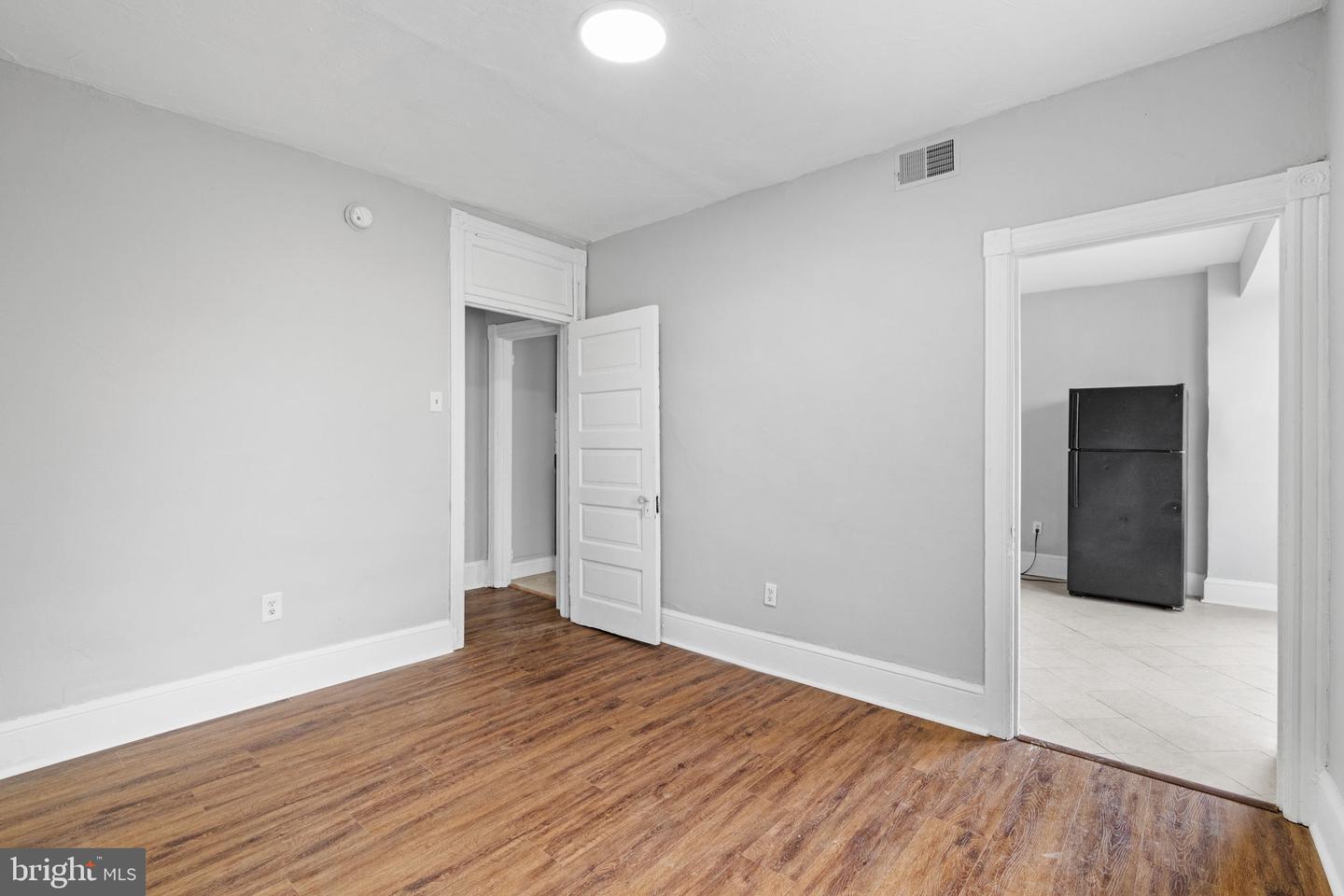 141 W Seymour St Property Photo 6