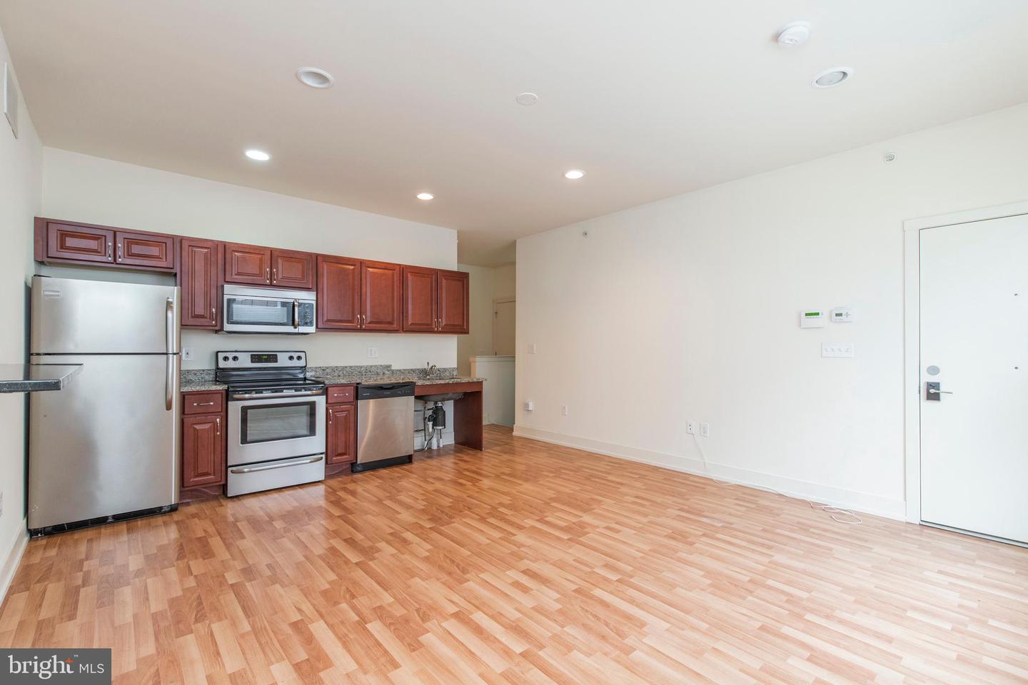 1501 MASTER ST #1 Property Photo 1