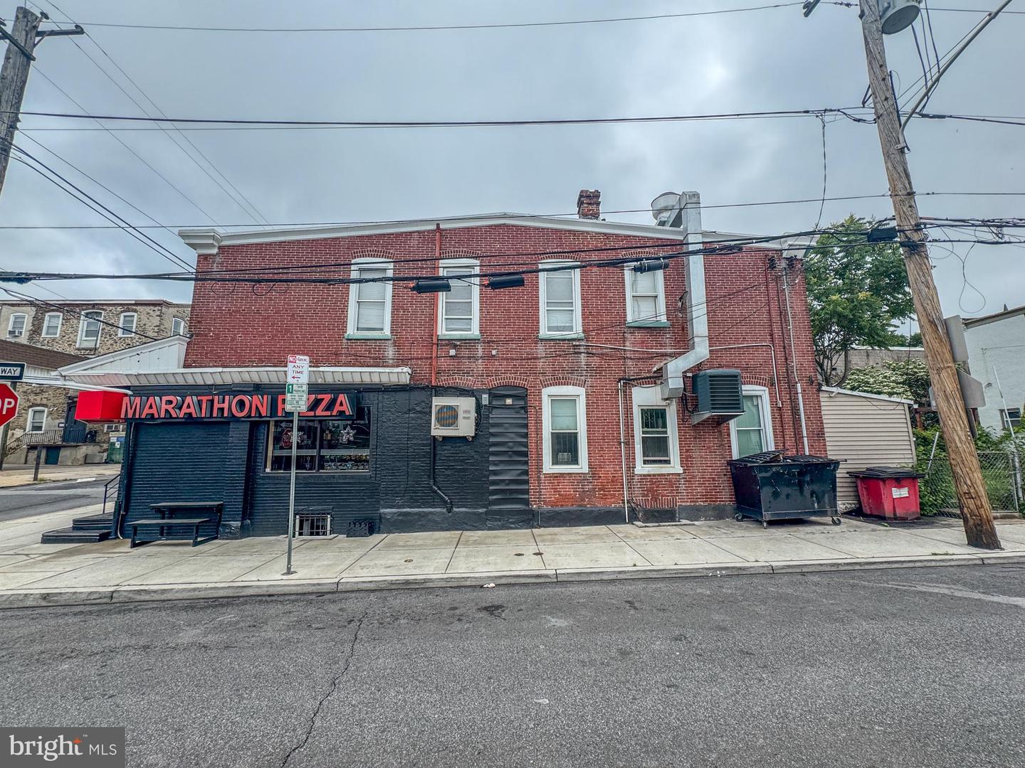125 Leverington Ave Property Photo 4