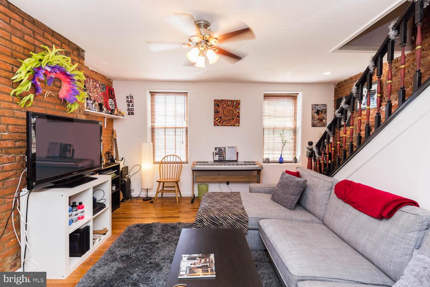 535 E Girard Ave #2 Property Photo 1