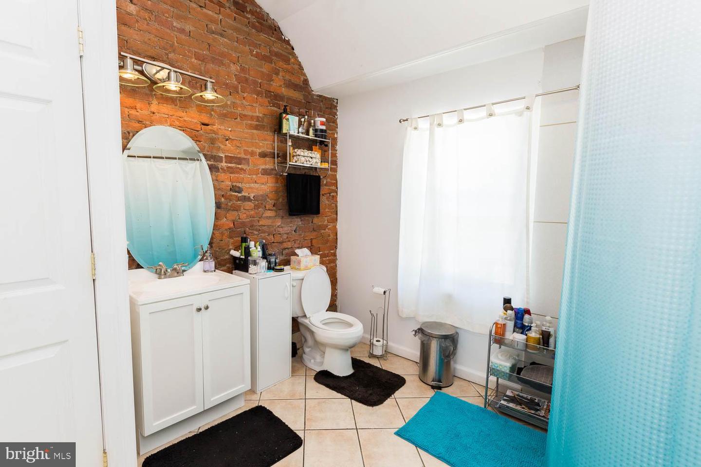 535 E Girard Ave #2 Property Photo 16
