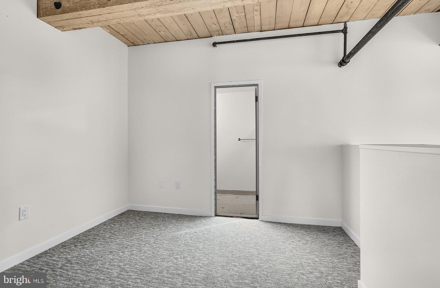 303 Vine St #309 Property Photo 18