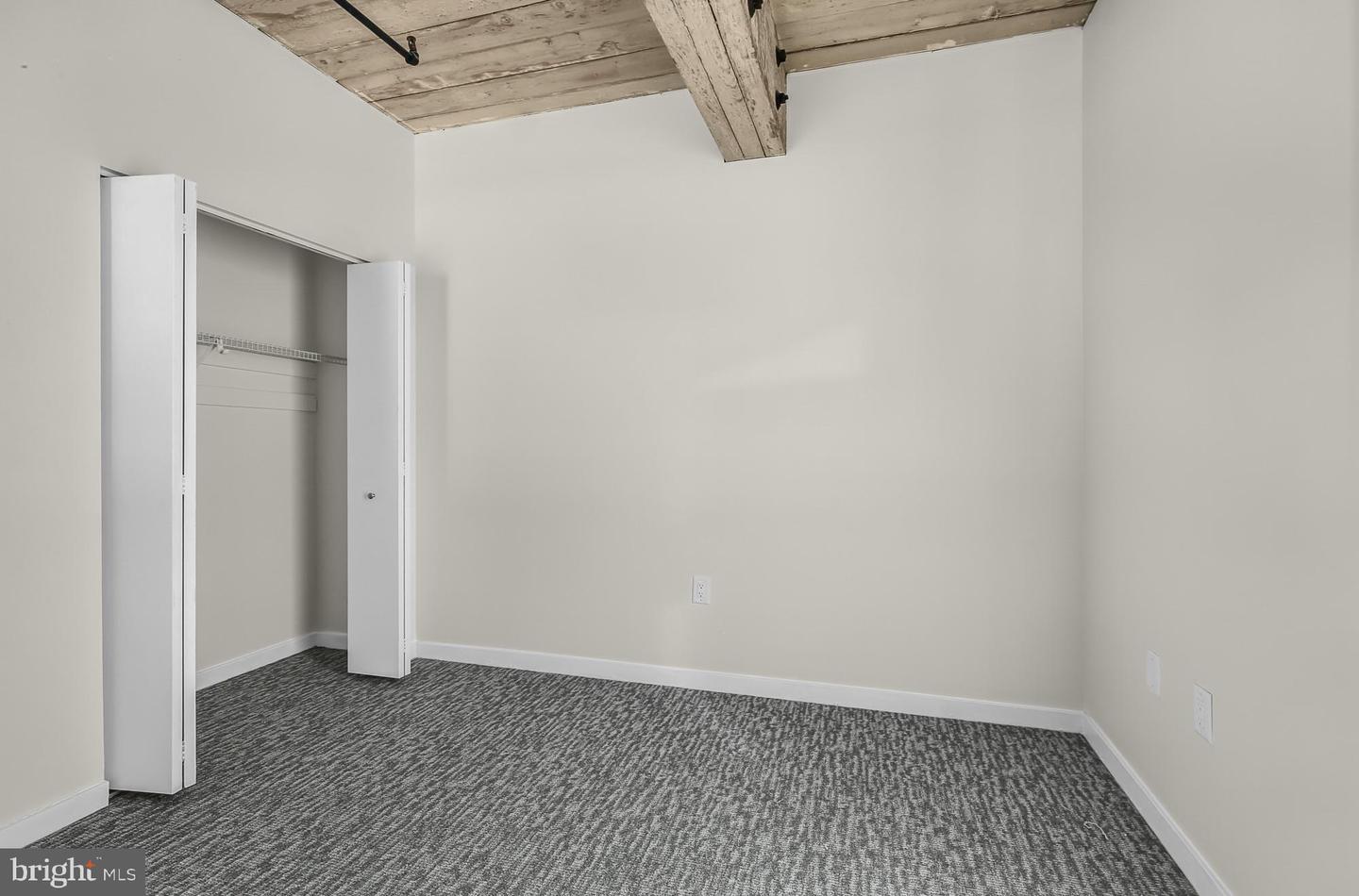303 Vine St #309 Property Photo 22