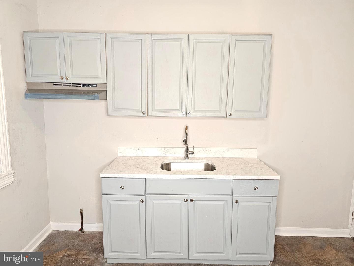 5843 Race St Property Photo 8