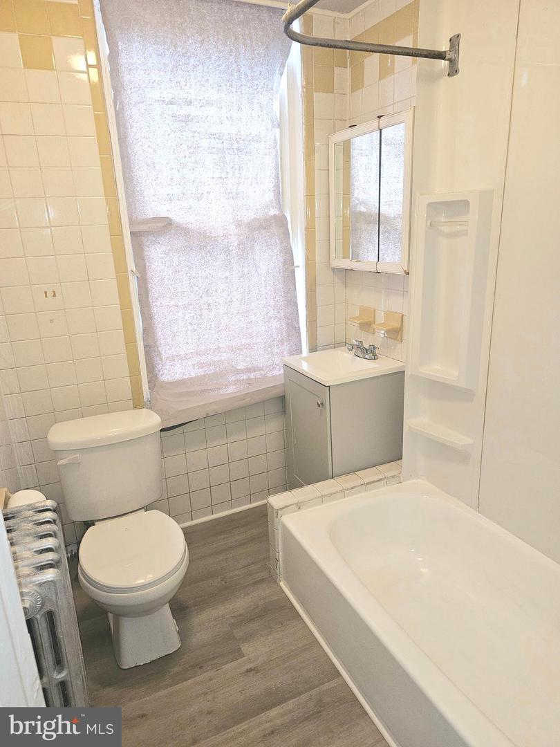 5843 Race St Property Photo 23