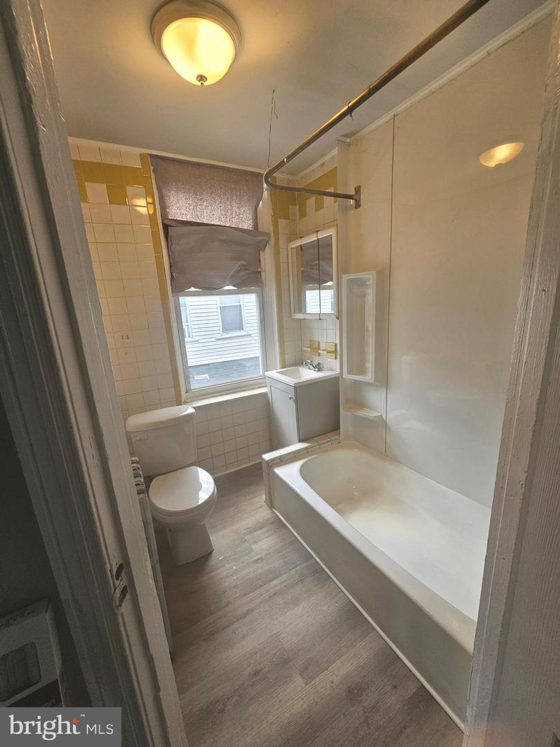 5843 Race St Property Photo 24