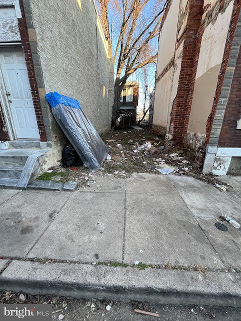 3131 N CARLISLE ST Property Photo 1