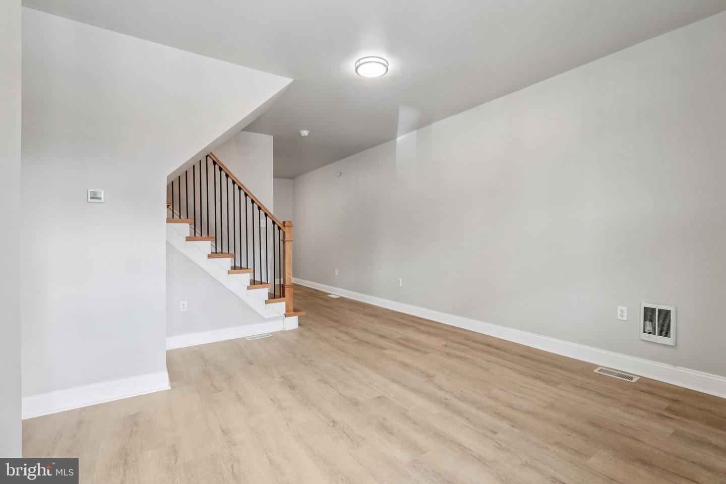308 S 56th St Property Photo 10