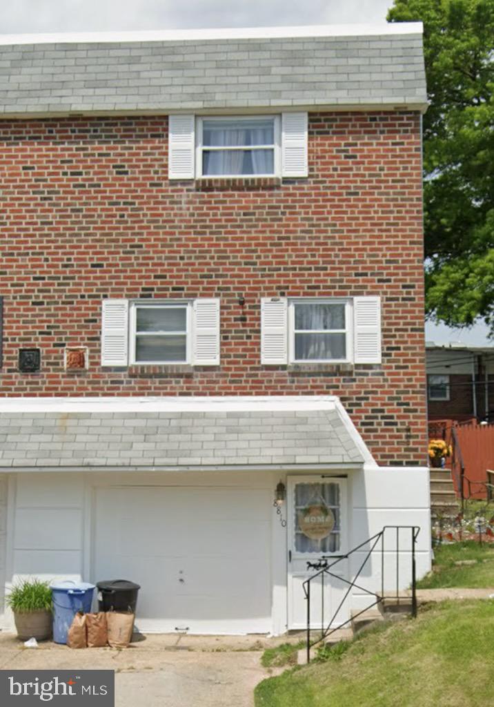 8810 Danbury St Property Photo 1
