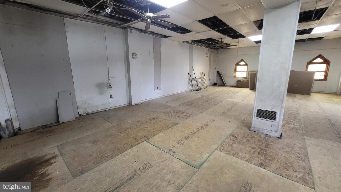 3224-26 W York St Property Photo 6