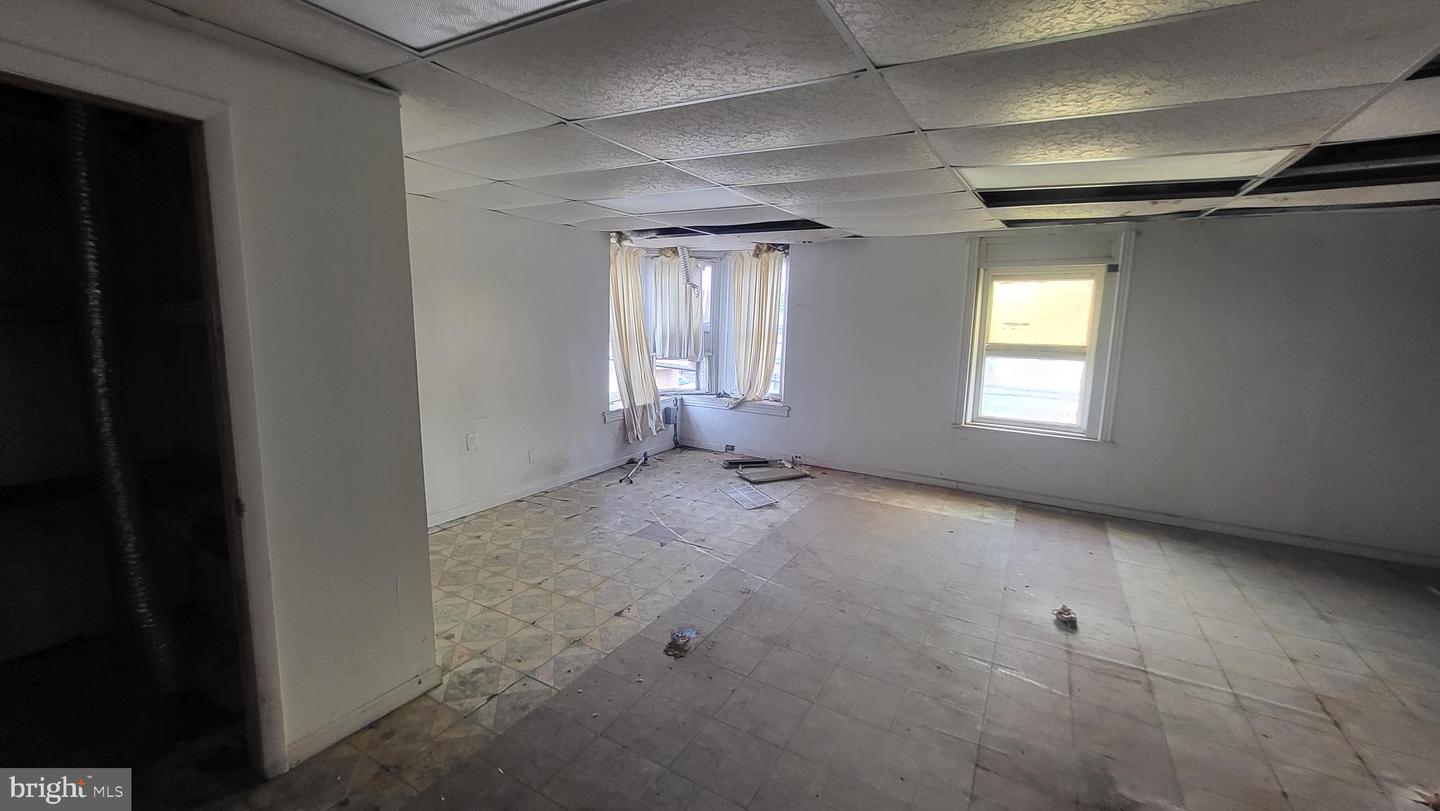 3224-26 W York St Property Photo 12