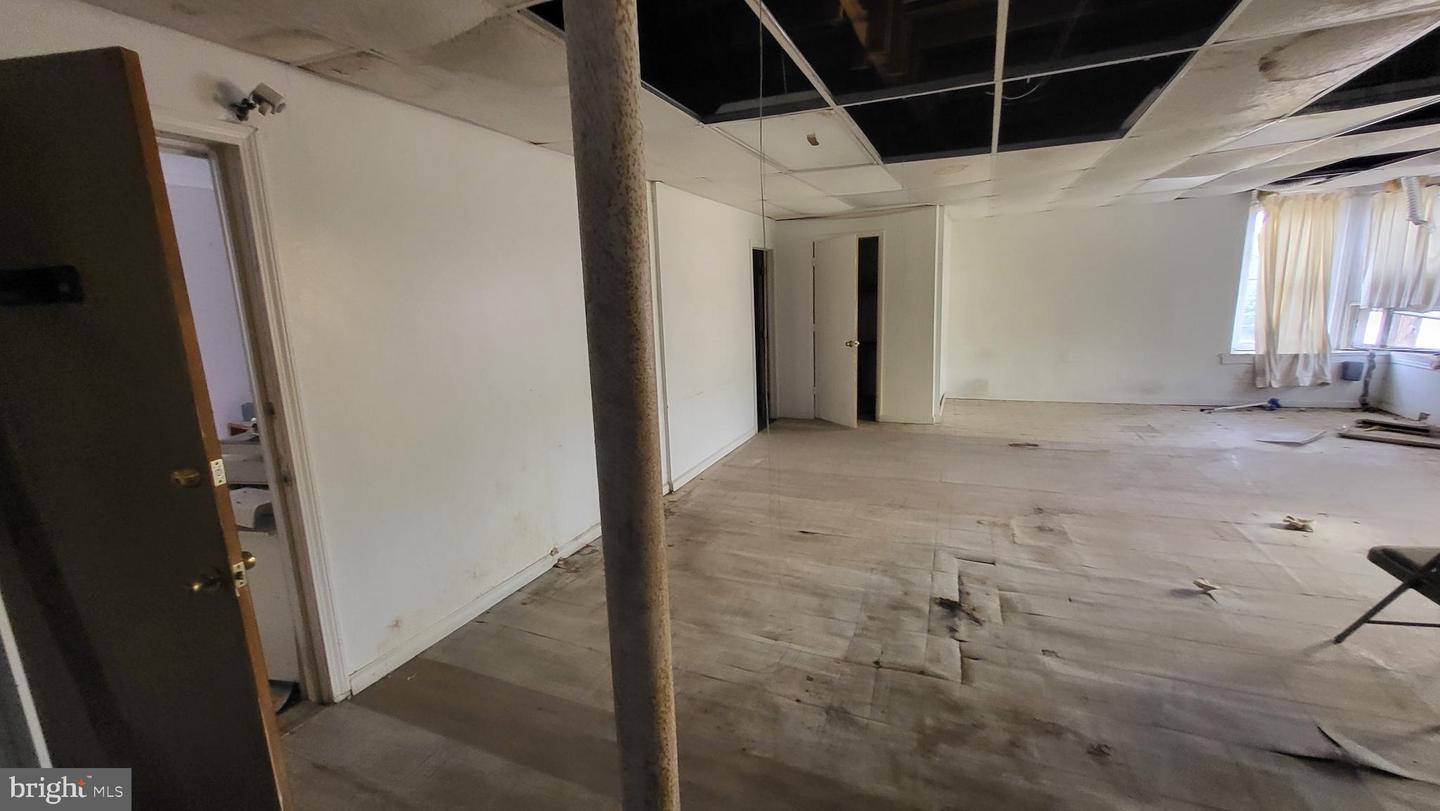 3224-26 W York St Property Photo 18