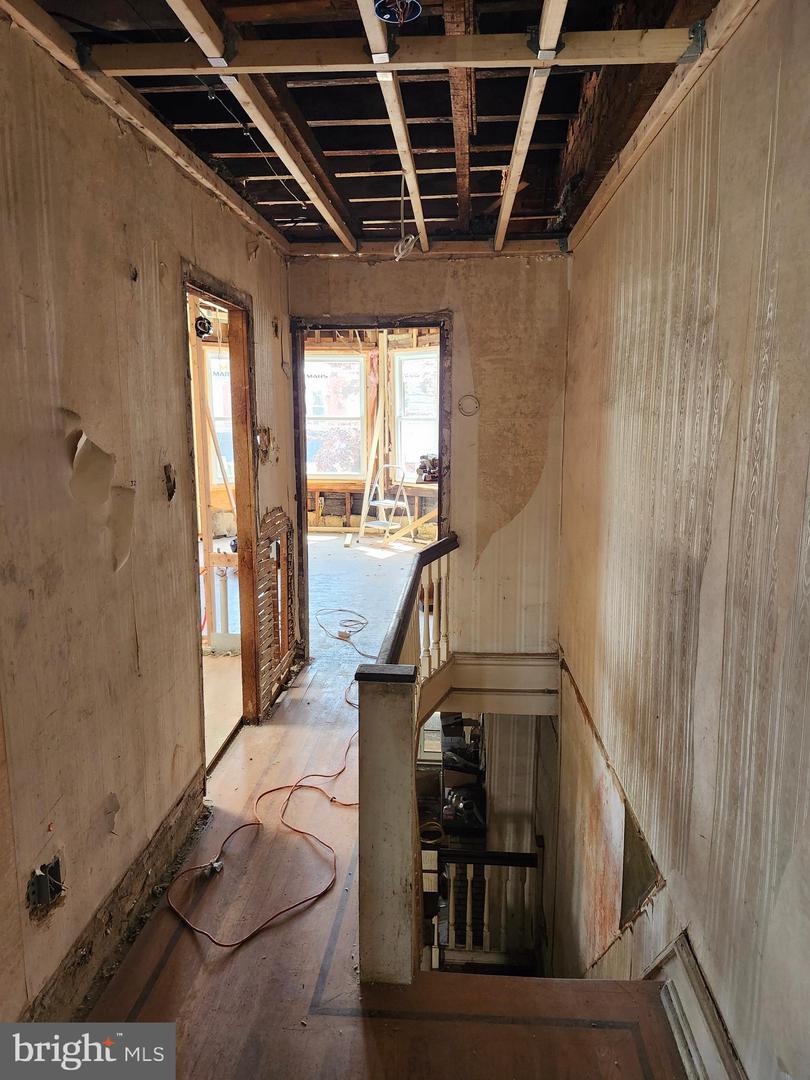 5741 Arch St Property Photo 17