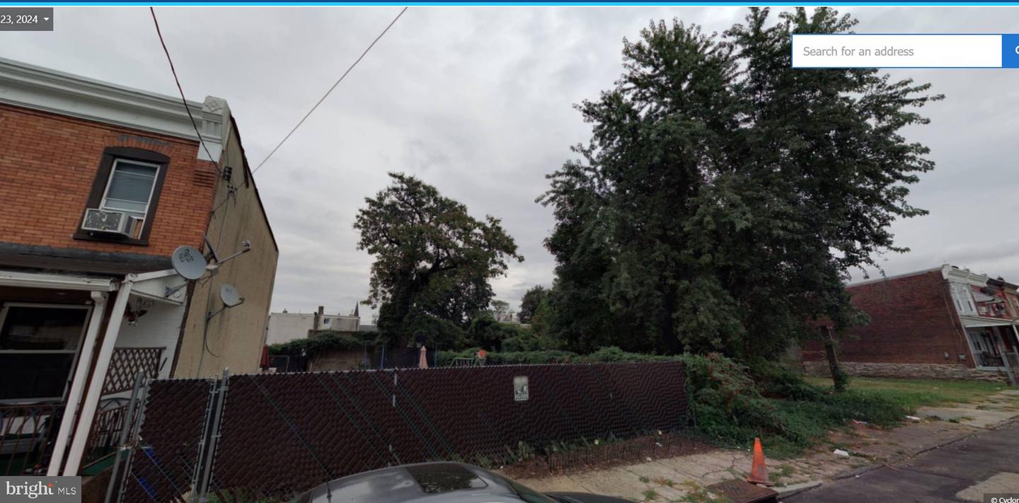 6125 N BEECHWOOD ST Property Photo 1