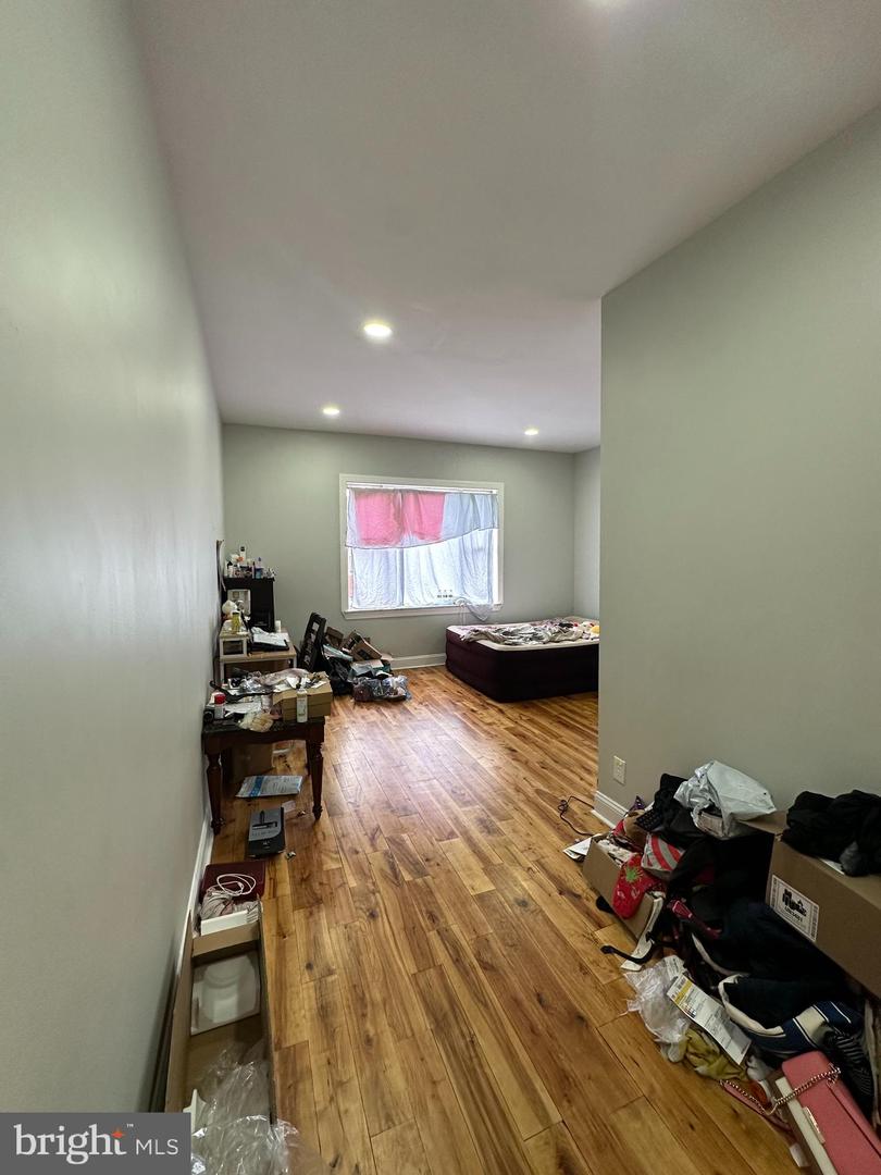 2135-37 S 17th St Property Photo 21