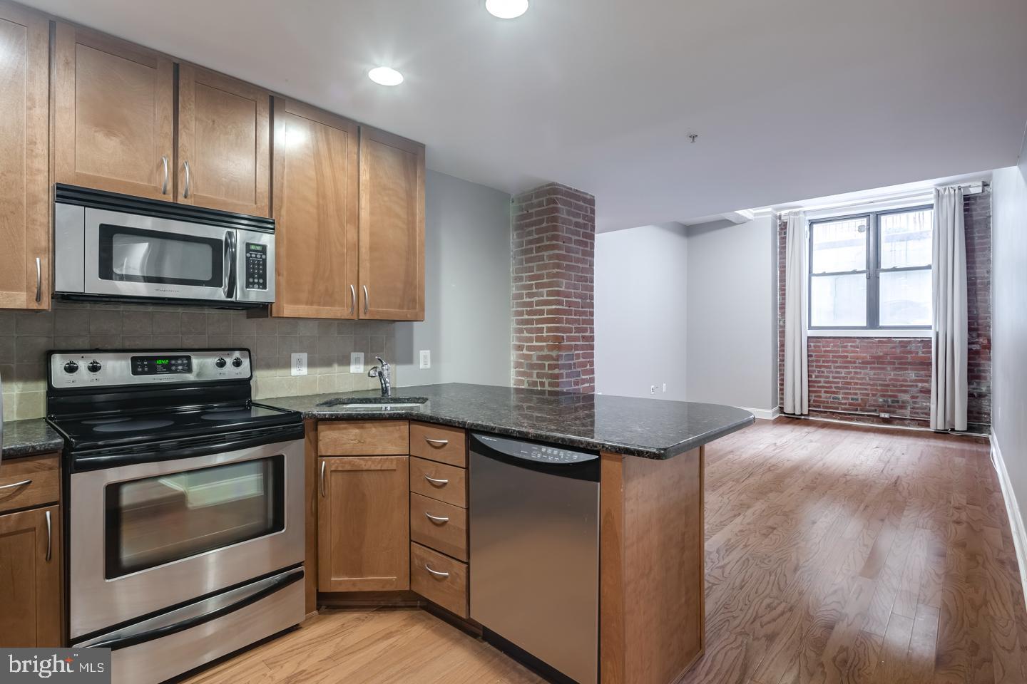 1100 S Broad St #unit 15a Property Photo 1