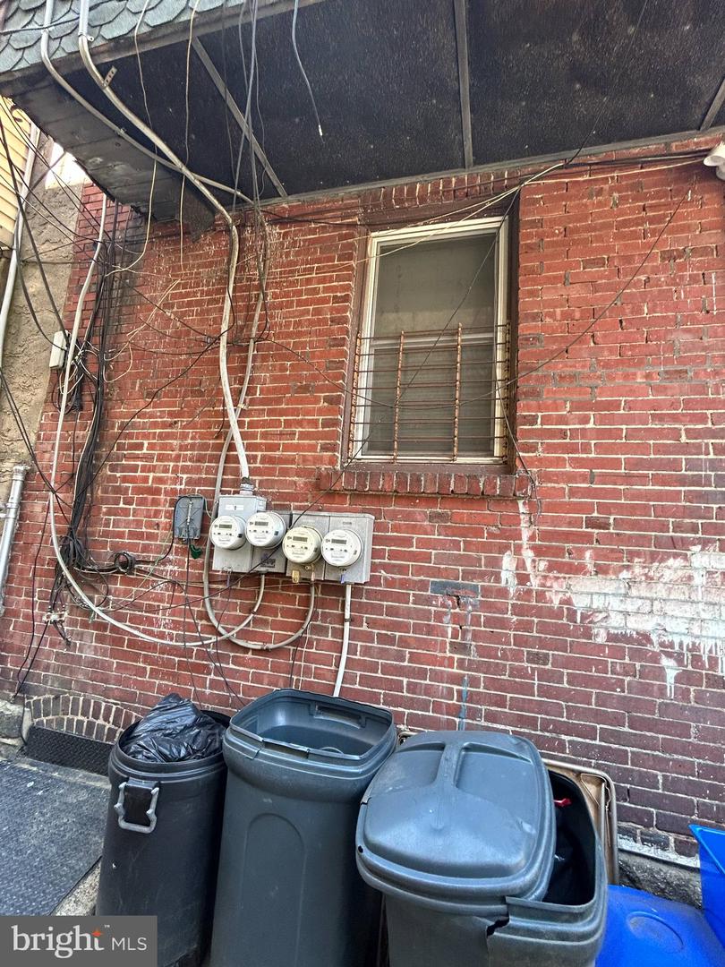 1621 N 33rd St Property Photo 9