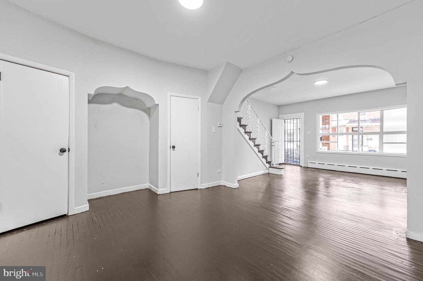 2429 S Millick St Property Photo 6