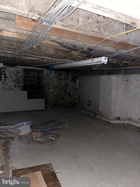 4942 N Broad St #1st Flr Property Photo 6