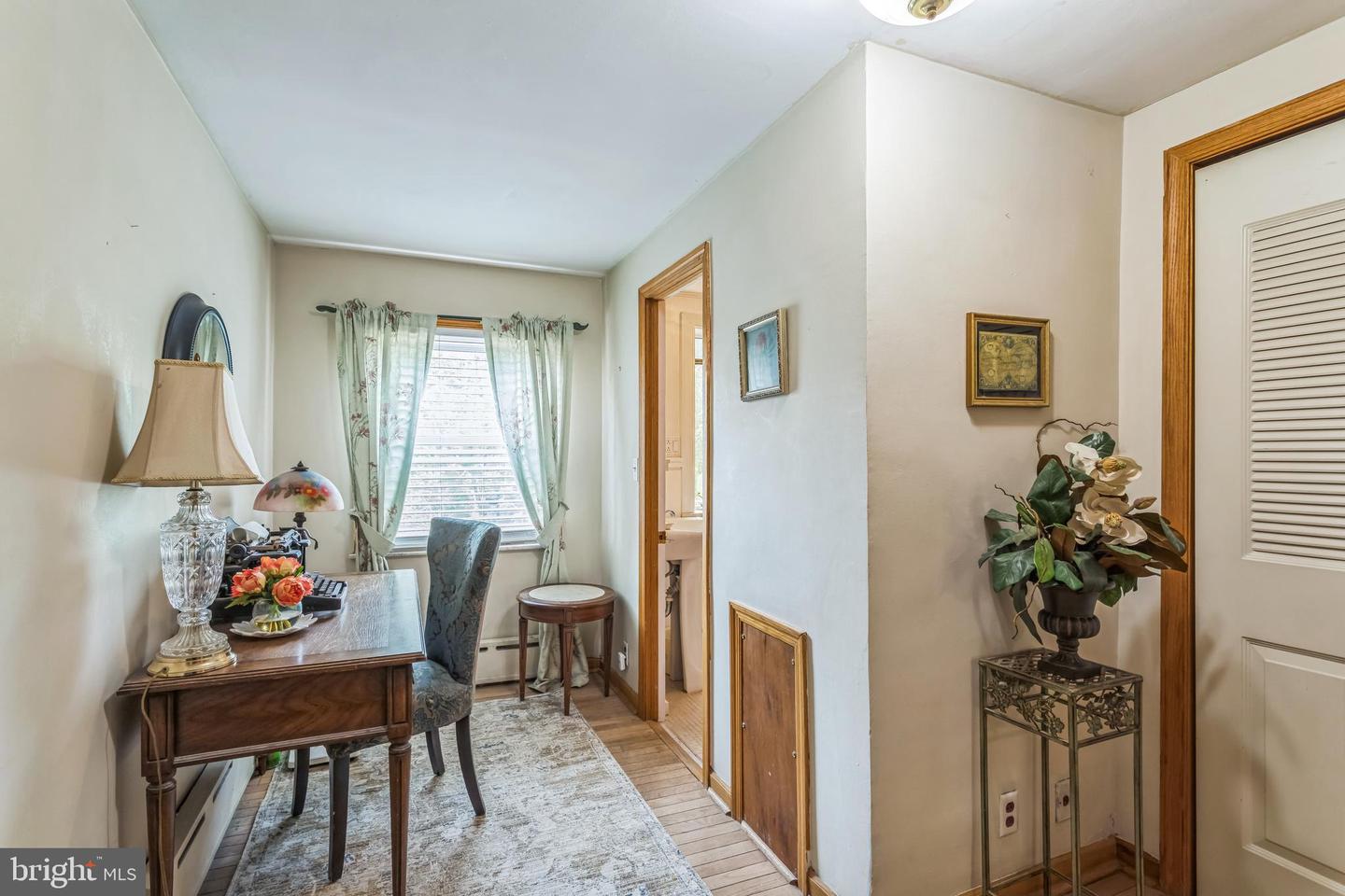 610 Pine St Property Photo 19