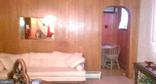 1512 Wolf St Property Photo 9