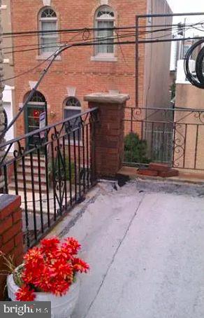 1512 Wolf St Property Photo 11