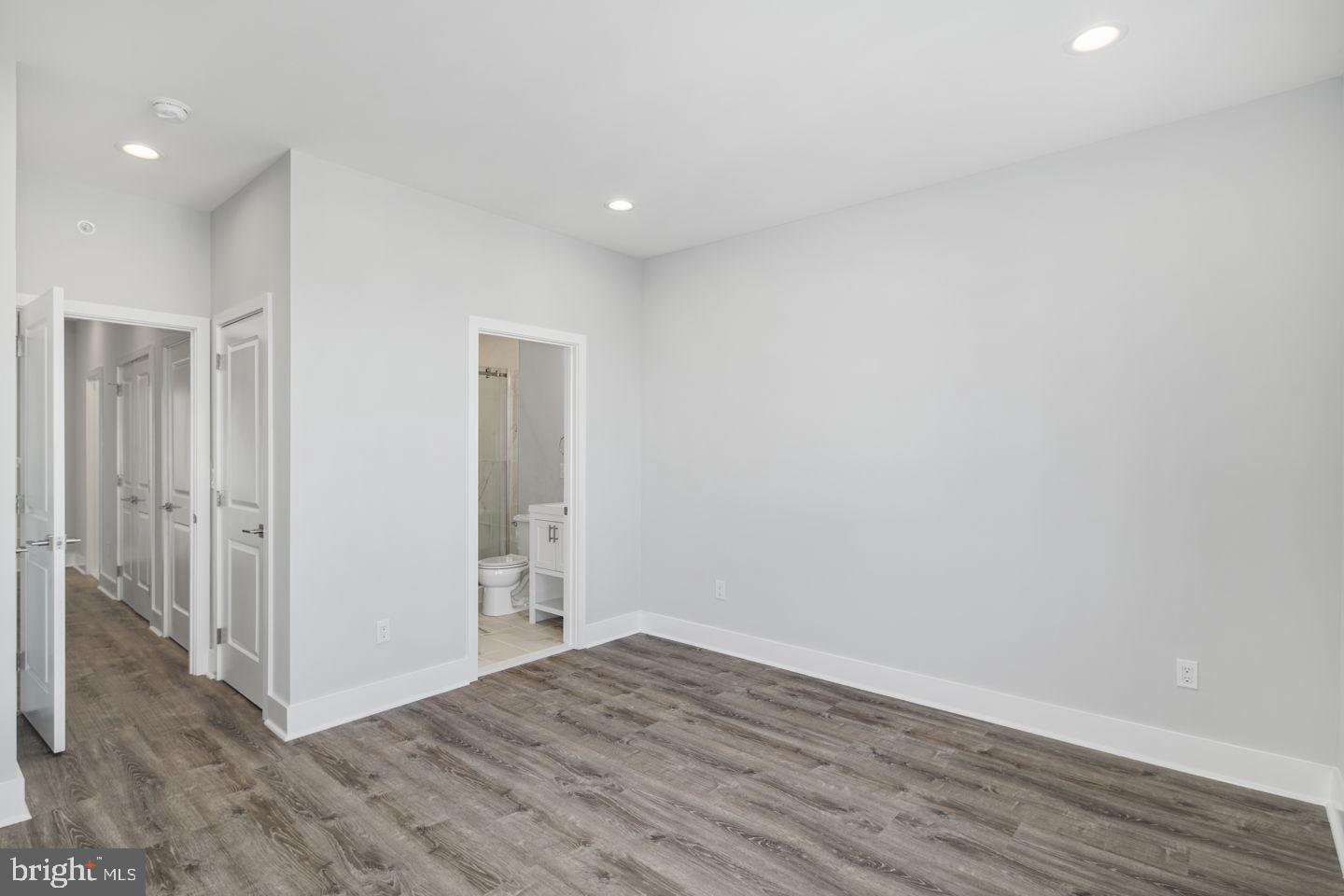1302 N Marshall St Property Photo 18