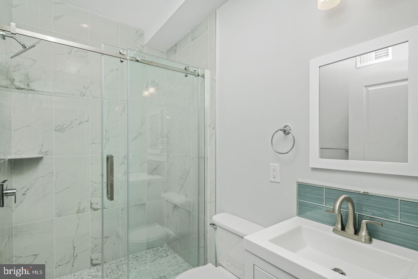 1302 N Marshall St Property Photo 19