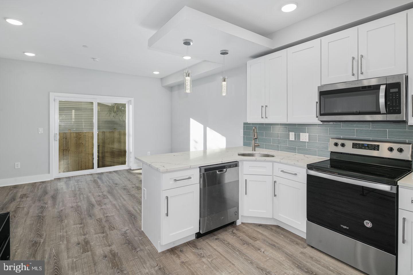 1302 N Marshall St Property Photo 23