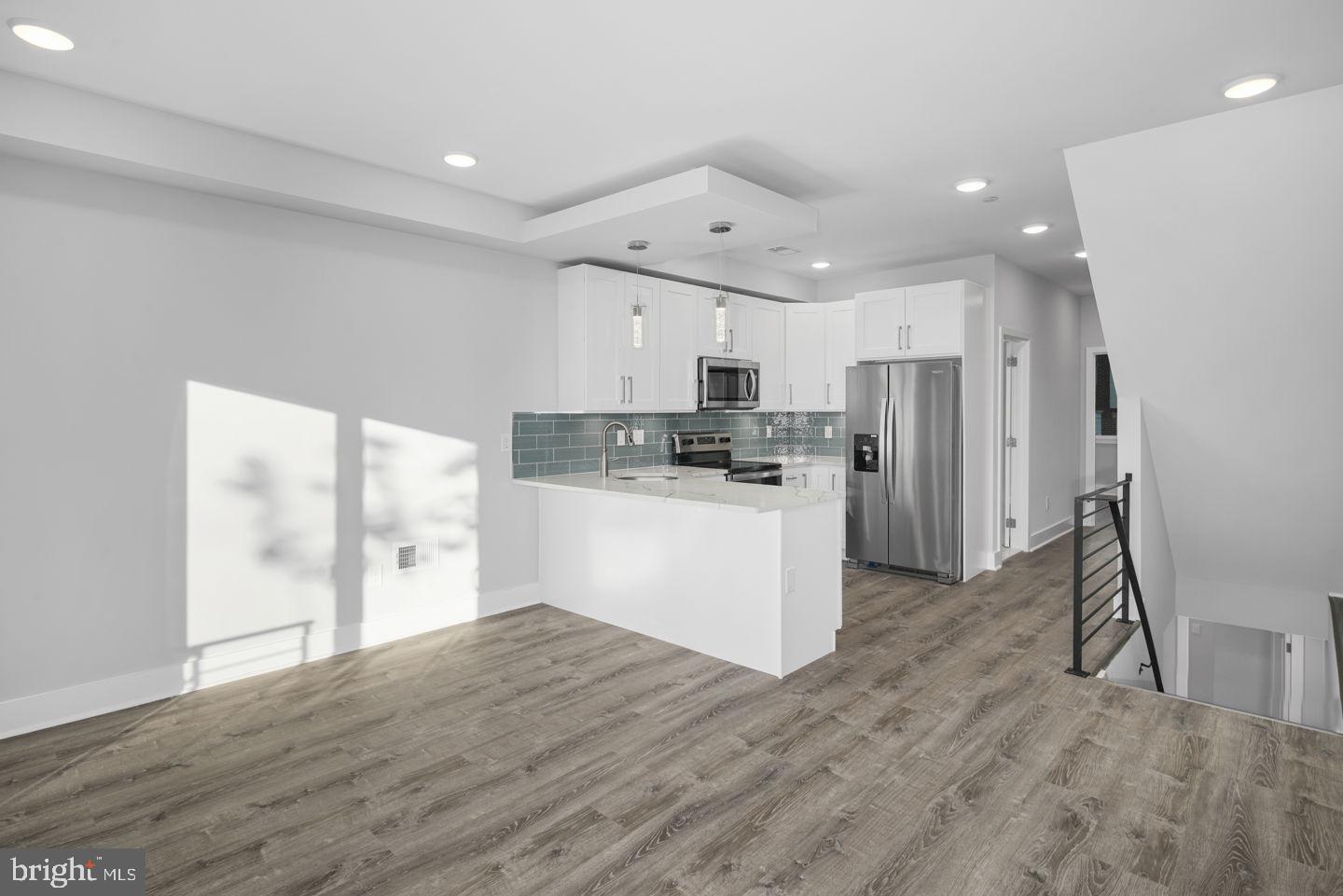 1302 N Marshall St Property Photo 32