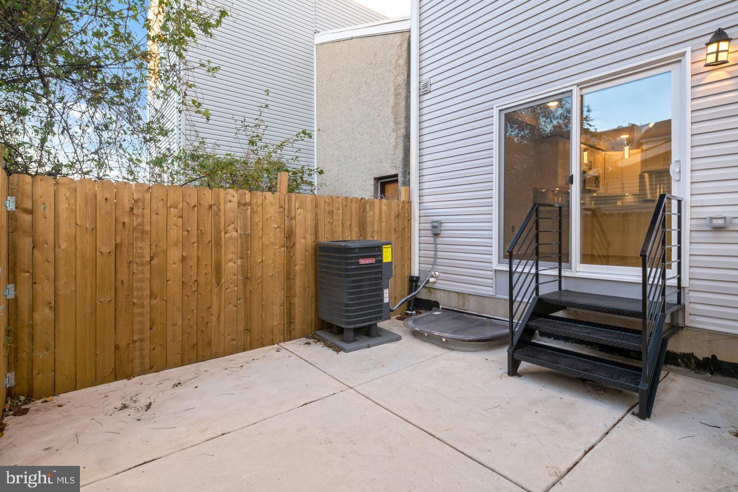 1302 N Marshall St Property Photo 42