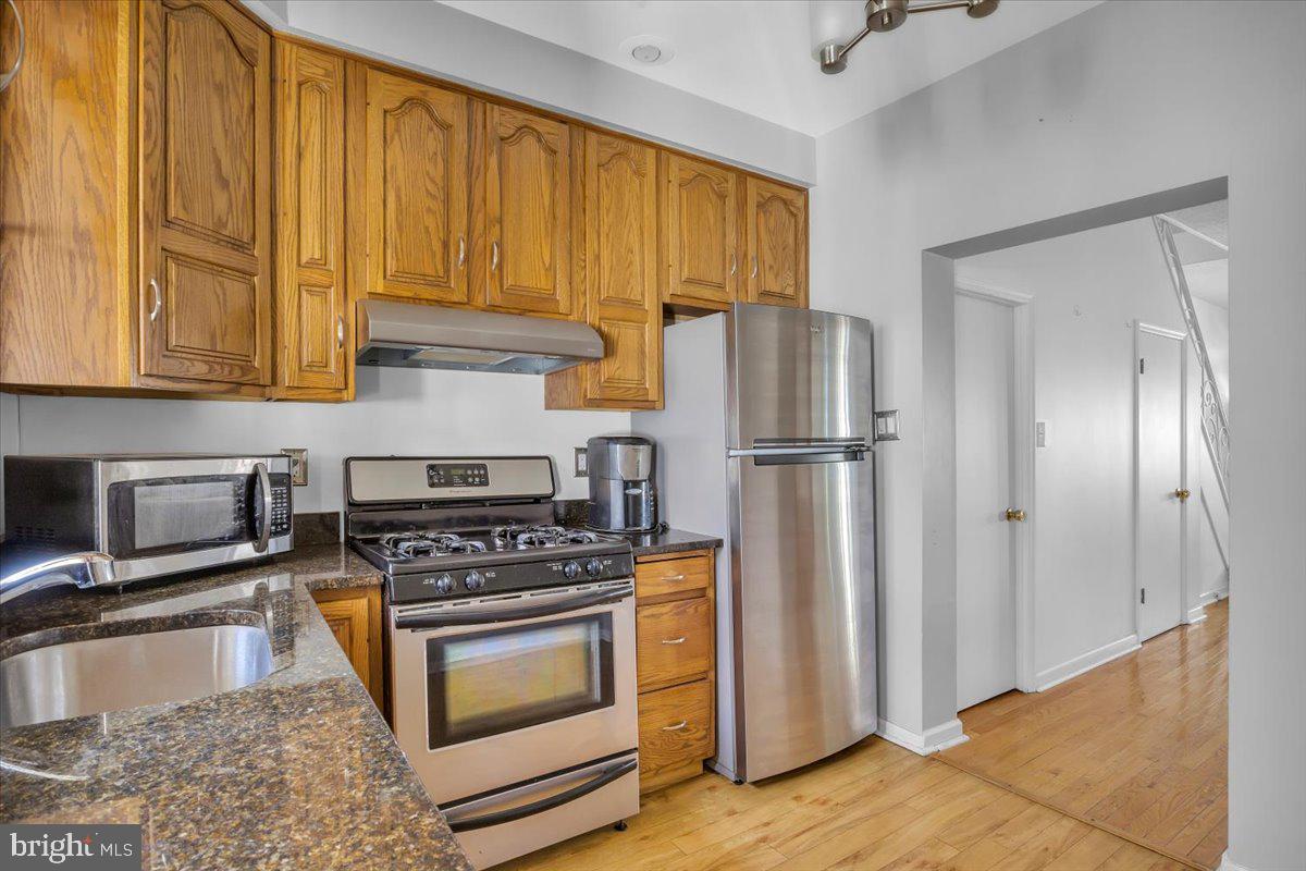 2637 S BOUVIER ST Property Photo 1